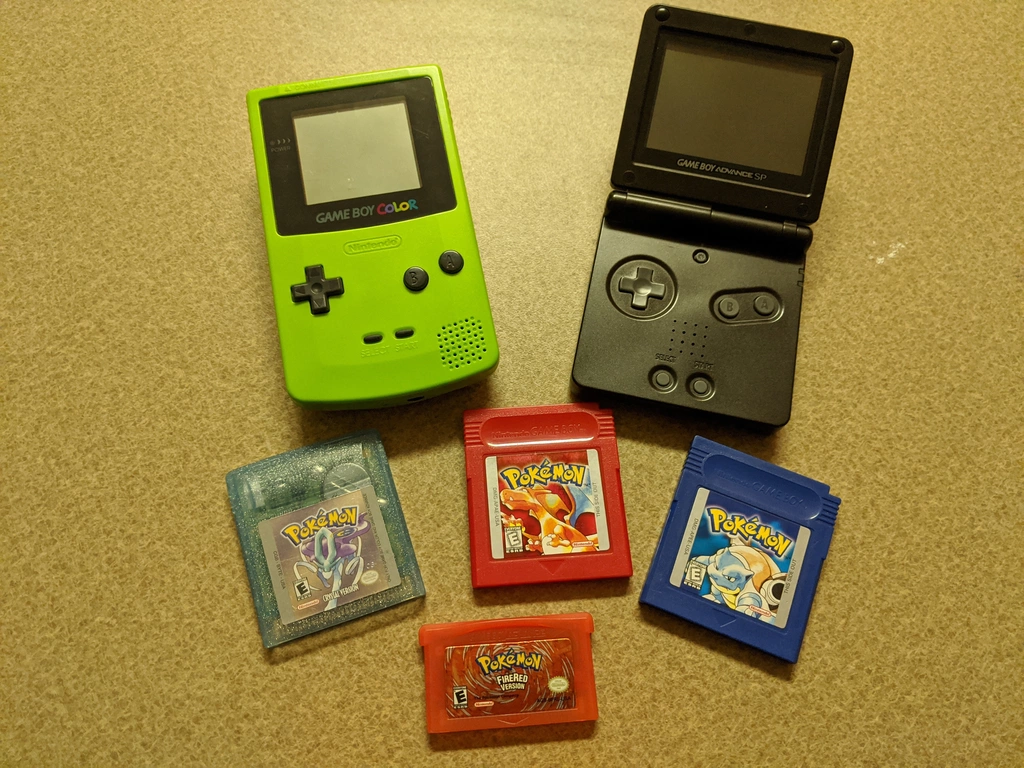 Gameboy and Pokemon games